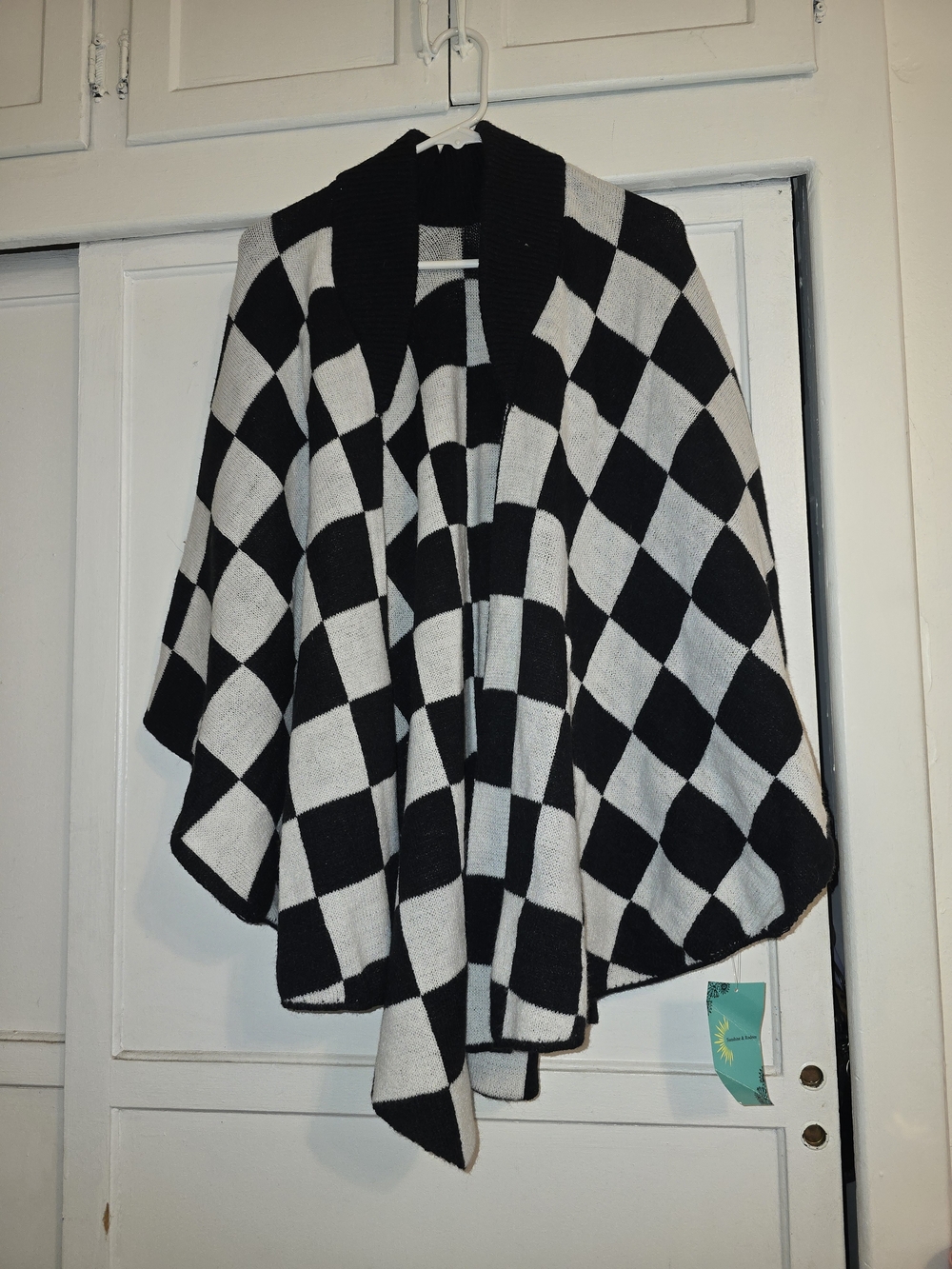 Black & White Checkerboard Knit Poncho - Sunshine & Rodeos